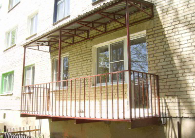 Монтаж балконной плиты, изготовление крыши и ограждения